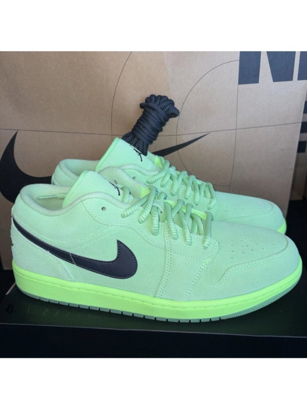 NEW Jordan 1 Low SE Lime Blast Green (IV6501-337) Men's Size 12